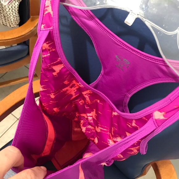 Champion women’s 2-in-1 sports bra/racer-back top - Picture 8 of 14